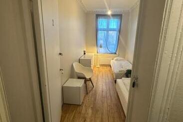펜션 Center Apartments