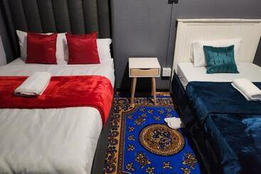 پانسیون Excel Accommodation
