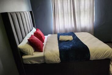 پانسیون Excel Accommodation