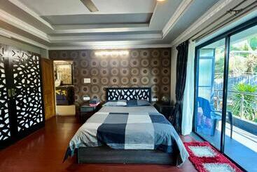 פנסיון Fernandes Homestay  Amor