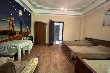 پانسیون Guesthouse Nuri