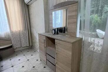 پانسیون Guesthouse Nuri