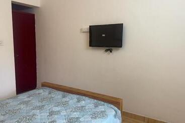ペンション Joanns Home Stay