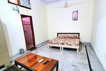 پانسیون Rk Guest House Near Airport And Golden Temple