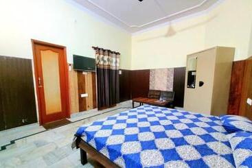 پانسیون Rk Guest House Near Airport And Golden Temple