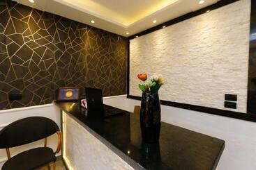 پانسیون Venus Pyramids Inn   Top Roof Access W Free Break Fast