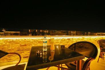 پانسیون Venus Pyramids Inn   Top Roof Access W Free Break Fast