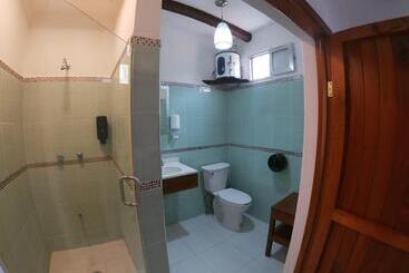 هتل آپارتمان Villas Marilu