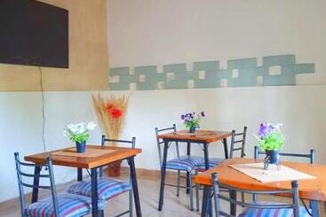 Bacano Hostel