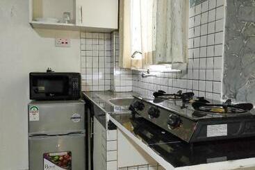تختخواب و صبحانه Samrei Home Stay