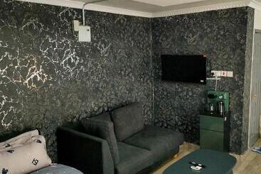 تختخواب و صبحانه Samrei Home Stay