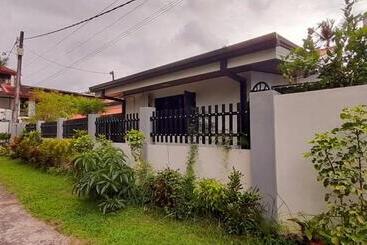 Dinu Lanka Resort