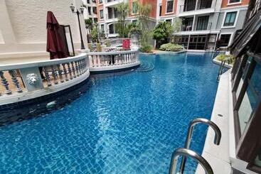 Espana Condo Jomtien By Aey