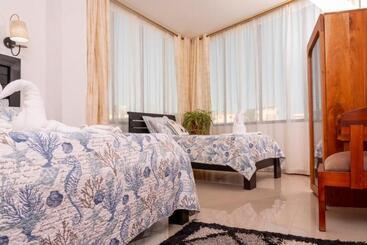 Exclusive Condo Galapagos And Beyond 1