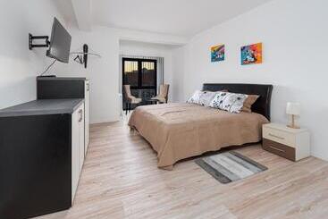 Fenix Apartmani