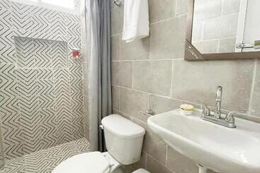 هتل Aqua Suites Oaxaca