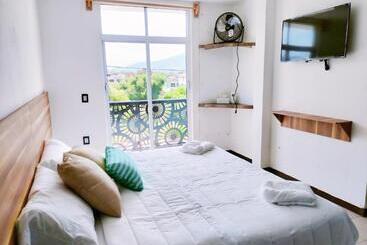 هتل Aqua Suites Oaxaca