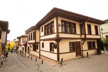 هتل Arasta Konak Boutique