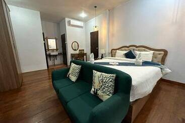 هتل Champa Inn Resort