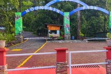 هتل Mountain Top Park