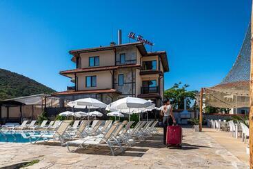 酒店 Saint George Mountain Residence