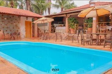 هتل Villa Dos Anjos