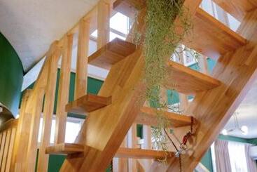 هتل Yuzawa Onsen Lodge 1min To Lift House