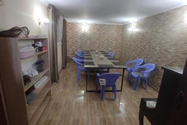 Injir Hostel