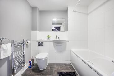 پانسیون Beautiful Large Rooms In Ashford