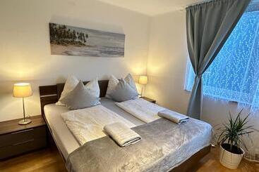 پانسیون Green Paradise & Cozy Retreat Salzburg With Free Parking