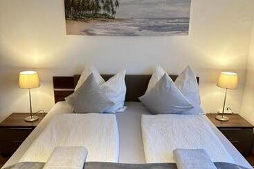 پانسیون Green Paradise & Cozy Retreat Salzburg With Free Parking