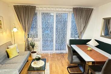 پانسیون Green Paradise & Cozy Retreat Salzburg With Free Parking