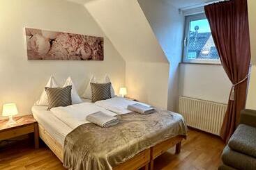 پانسیون Green Paradise & Cozy Retreat Salzburg With Free Parking