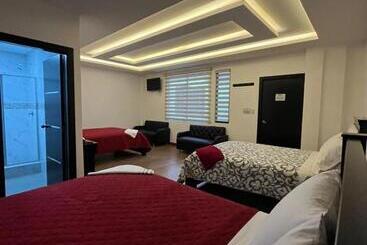 پانسیون Hostal Del Rio