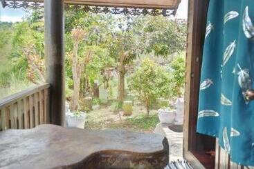 استراحتگاه Banrimtara Khao Kho