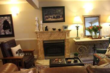 هتل Black Bear Manor