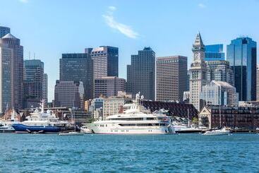 Hotel Boston Yacht Haven