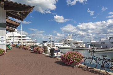 Hotel Boston Yacht Haven