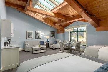 Hotel Boston Yacht Haven