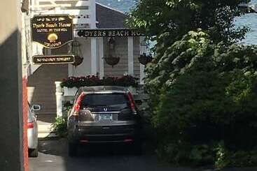 هتل Dyer's Beach House