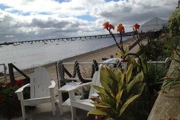 Hotel Dyer's Beach House