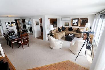 Hotel Dyer's Beach House