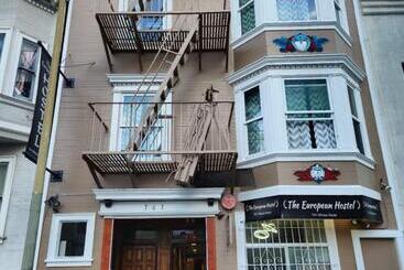 هتل European Hostel