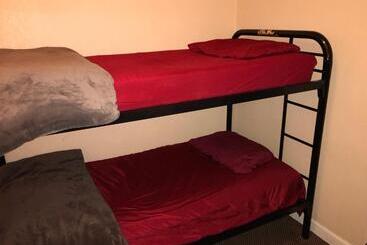 هتل European Hostel