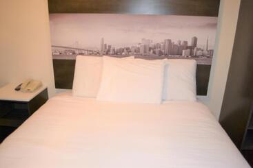 هتل Inn On Folsom