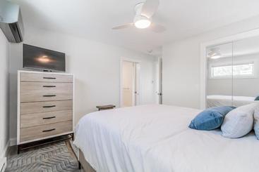هتل Lighthouse Suites At Pine Point