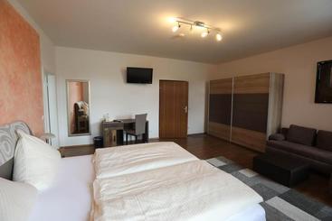 Hotel Pension Leonardo