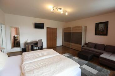 Hotel Pension Leonardo