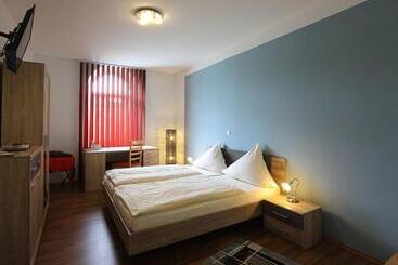 Hotel Pension Leonardo