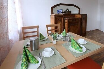 Hotel Pension Leonardo